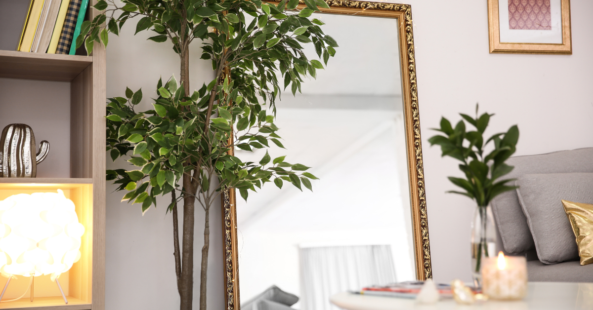 Mirrors and Lighting – Creating the Perfect Ambiance