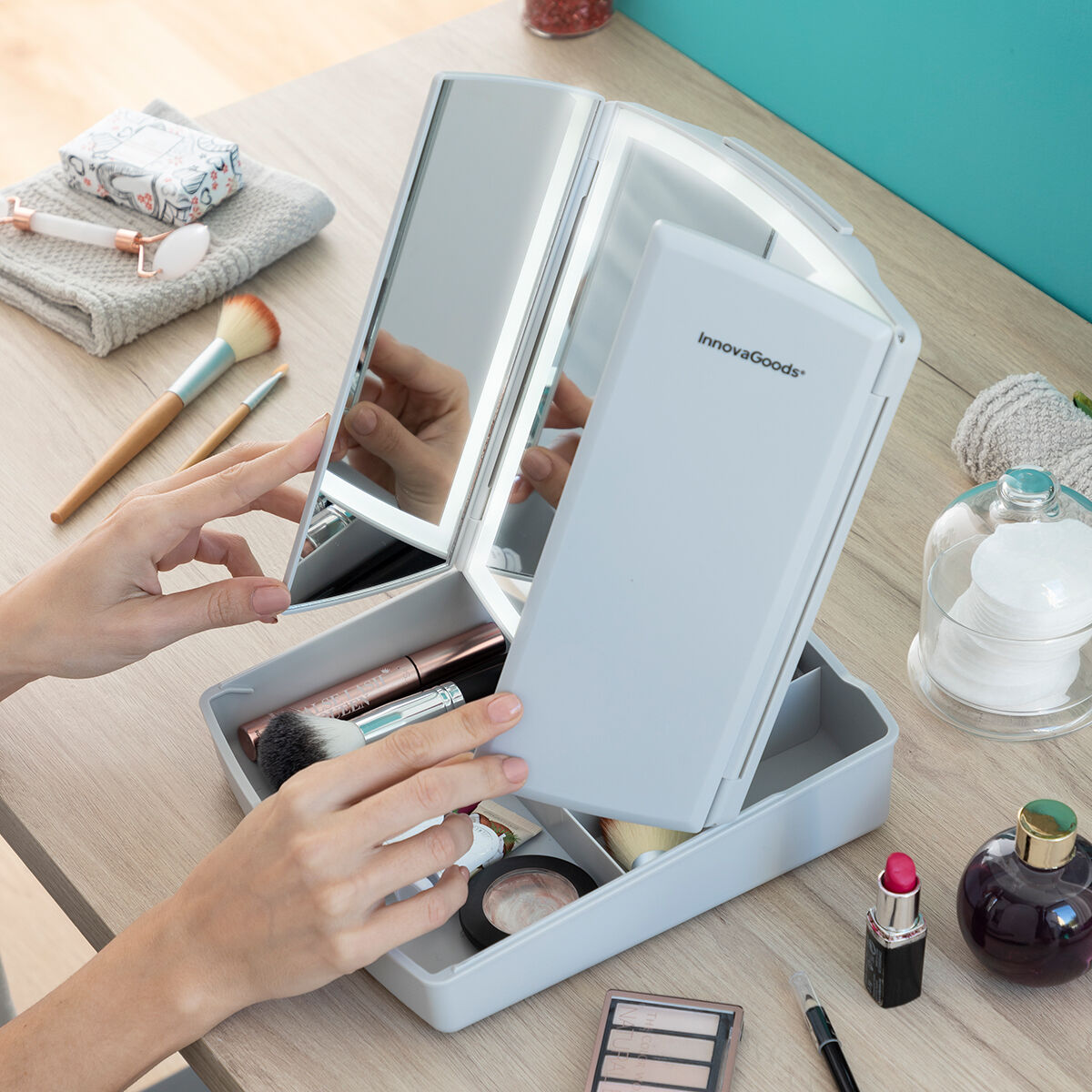 3-In-1 Folding LED Mirror with Make-up Organiser Panomir InnovaGoods-14